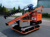 Сваебойная машина для установки барьерных ограждений HRE 1000 GAYK