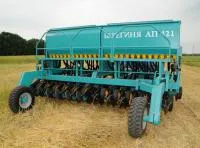 Сеялка БЕРЕГИНЯ АП-421